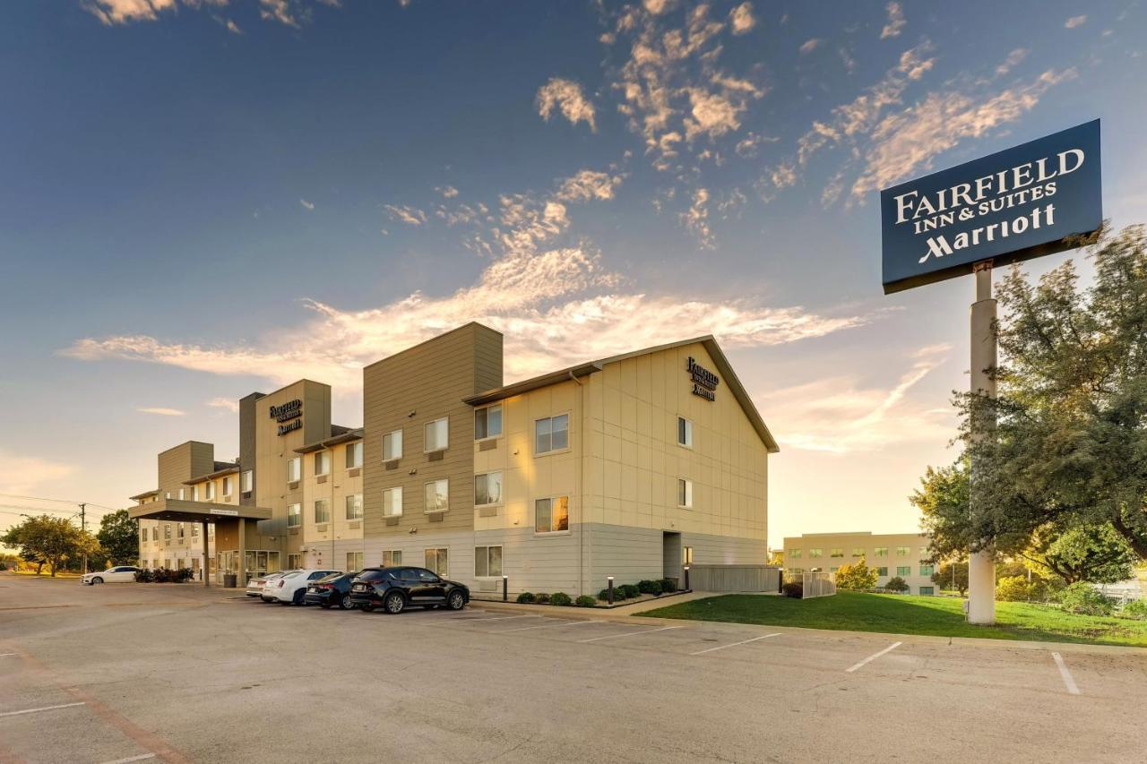Fairfield Inn & Suites By Marriott Fort Worth I-30 West Near Nas Jrb Eksteriør billede